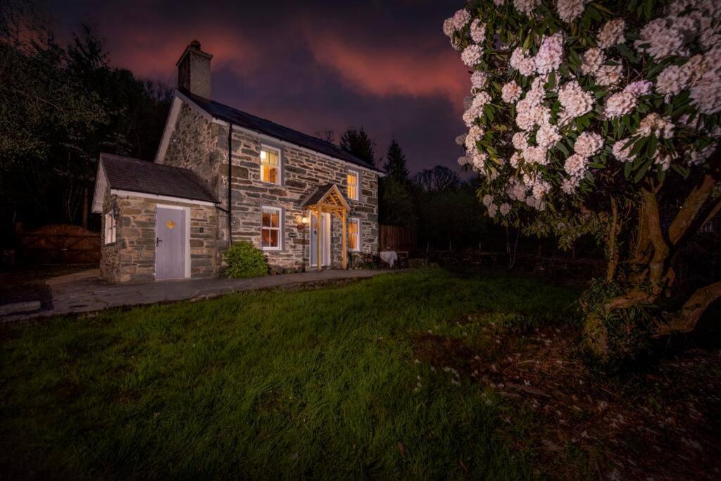 Charming Riverside Cottage In Snowdonia National Park Tanygrisiau Ngoại thất bức ảnh